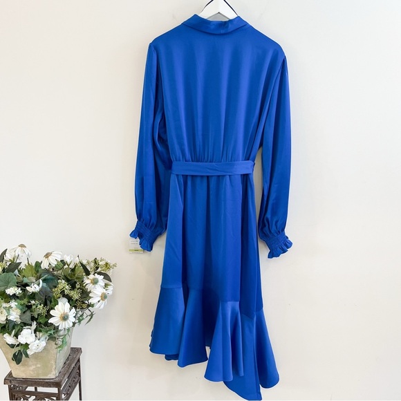 NWT Taylor Plus Long Sleeve Satin Wrap Dress Bright Blue Size 18W - Picture 8 of 11